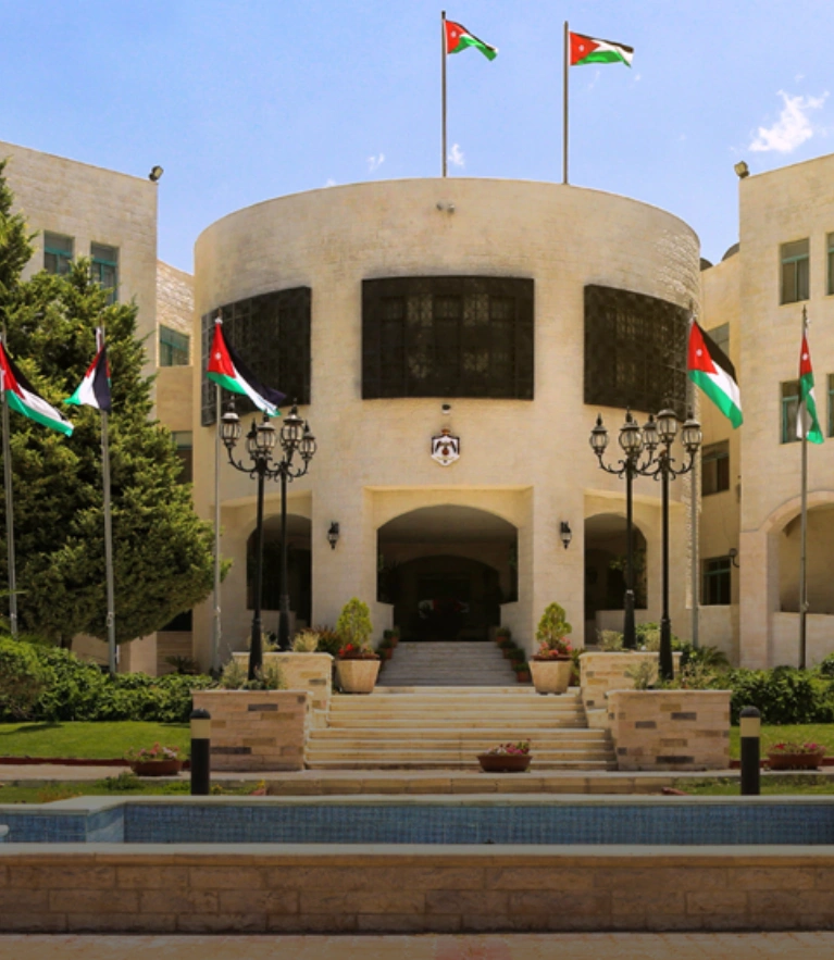 تجهيزات وزارة الخارجية وشؤون المغتربين الأردنية